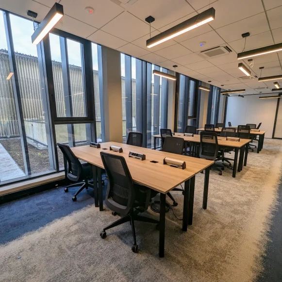 Bureau privé 40 m² 14 postes Location bureau Avenue Raymonde Chauvet Nantes 44300 - photo 4