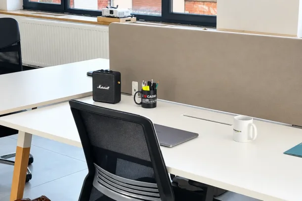 Open Space - 59200 - 1 poste - 249€