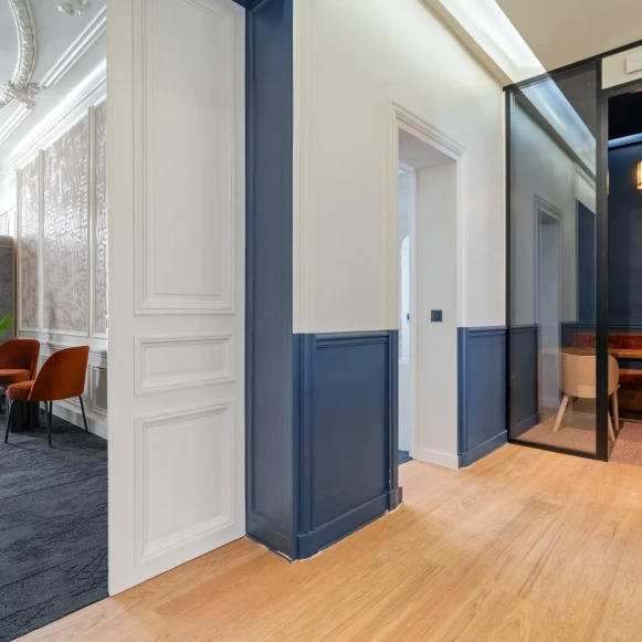 Espace indépendant 250 m² 36 postes Location bureau Rue de Châteaudun Paris 75009 - photo 9