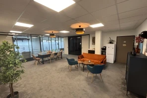 Bureau privé - 95870 - 7 postes - 2500€