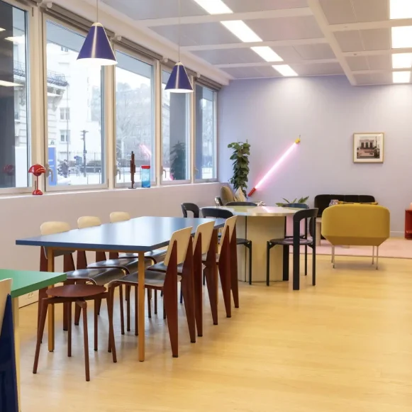 Bureau privé 193 m² 4 postes Coworking Rue Alfred Roll Paris 75017 - photo 1