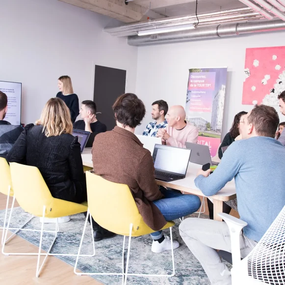 Open Space  1 poste Coworking Boulevard Jean Moulin Angers 49100 - photo 7