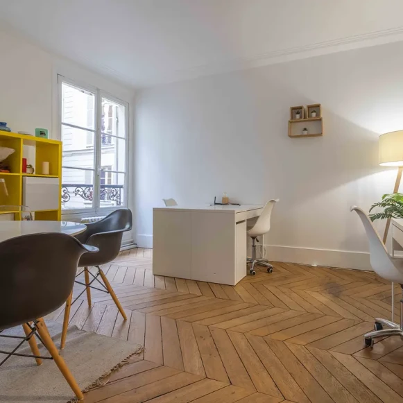 Espace indépendant 60 m² 8 postes Location bureau Rue de Caumartin Paris 75009 - photo 2