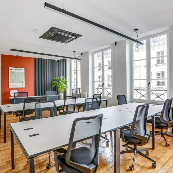 Espace indépendant 170 m² 30 postes Location bureau Rue de la Bourse Paris 75002 - photo 6