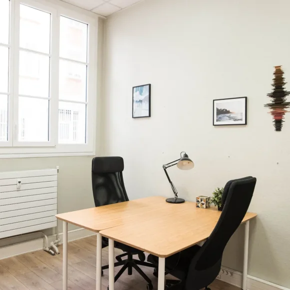 Bureau privé 15 m² 2 postes Location bureau Rue de Clichy Paris 75009 - photo 2