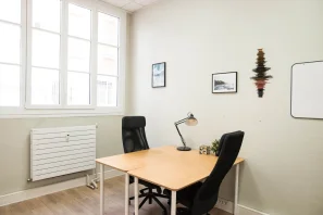 Bureau privé - 75009 - 2 postes - 1050€