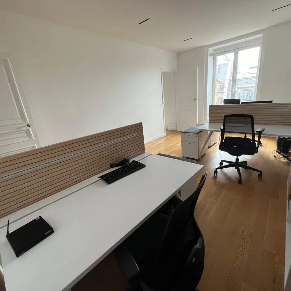 Bureau privé 37 m² 4 postes Location bureau Boulevard Haussmann Paris 75008 - photo 4