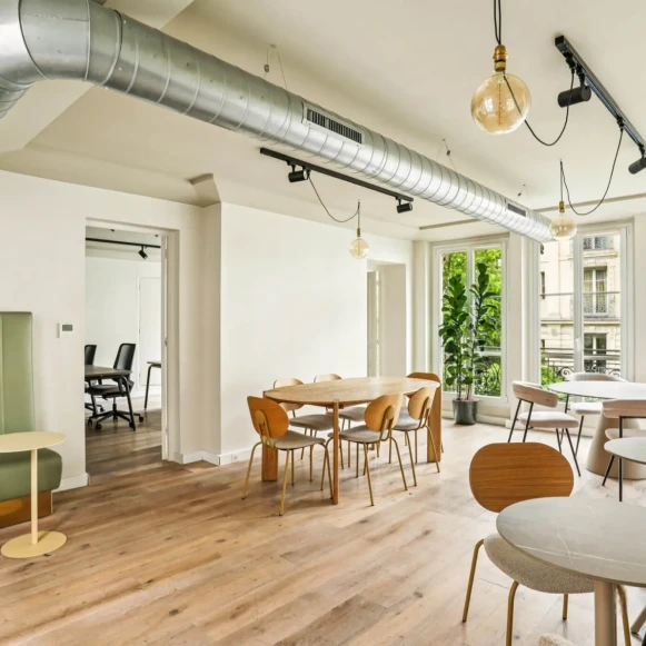 Espace indépendant 285 m² 46 postes Location bureau Rue de Turbigo Paris 75003 - photo 4