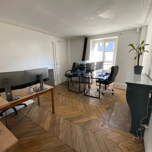 Espace indépendant 60 m² 12 postes Coworking Rue d'Hauteville Paris 75010 - photo 4