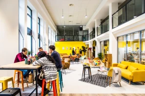 Bureau privé - 69100 - 6 postes - 2100€