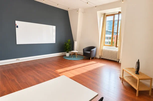 Bureau privé - 59100 - 13 postes - 5045€