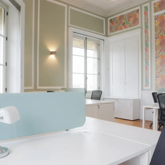 Bureau privé 32 m² 7 postes Coworking Cours du 30 Juillet Bordeaux 33000 - photo 4