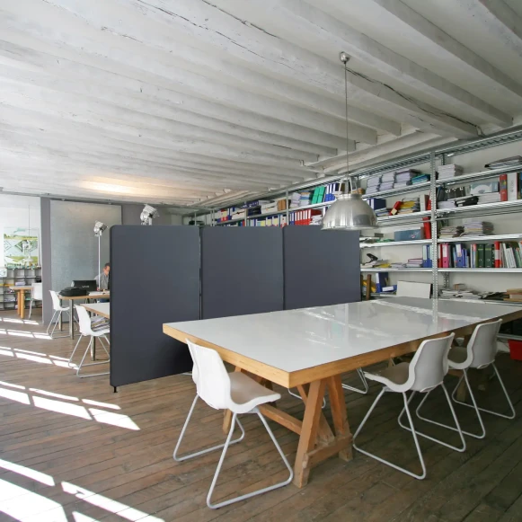 Open Space  6 postes Location bureau Rue du Faubourg Saint-Antoine Paris 75011 - photo 3