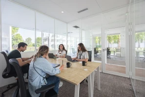 Bureau privé - 59650 - 4 postes - 1120€