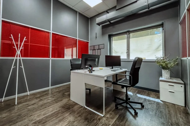 Bureau privé - 78711 - 3 postes - 520€