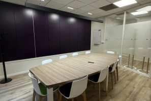 Open Space - 75002 - 10 postes - 475€