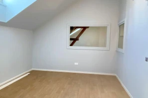 Espace indépendant - 67000 - 30 postes - 9800€