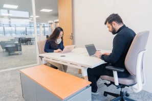 Bureau privé - 93210 - 2 postes - 720€