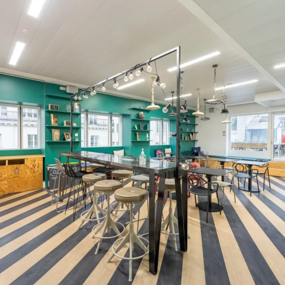 Bureau privé 20 m² 6 postes Location bureau Boulevard Malesherbes Paris 75008 - photo 6