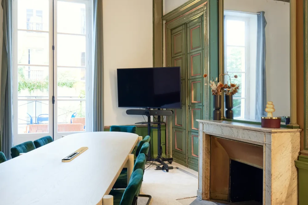 Espace indépendant - 75009 - 58 postes - 41760€