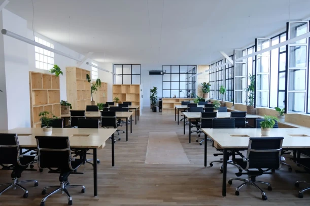 Espace indépendant - 75011 - 25 postes - 10000€