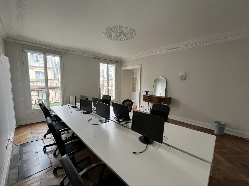 Bureau privé - 75009 - 6 postes - 3600€