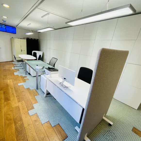 Bureau privé 35 m² 6 postes Location bureau Rue du Four Paris 75006 - photo 6