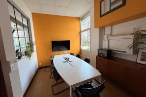 Open Space - 75012 - 3 postes - 290€