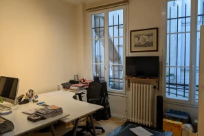 Bureau privé - 75009 - 3 postes - 1450€