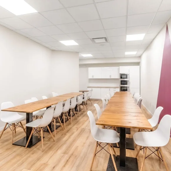 Espace indépendant 231 m² 40 postes Location bureau Rue du Sentier Paris 75002 - photo 5