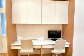 Open Space - 75008 - 13 postes - 490€