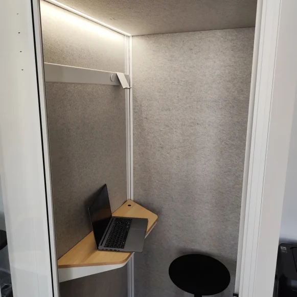 Open Space  10 postes Location bureau Rue Henri Barbusse Marseille 13001 - photo 7