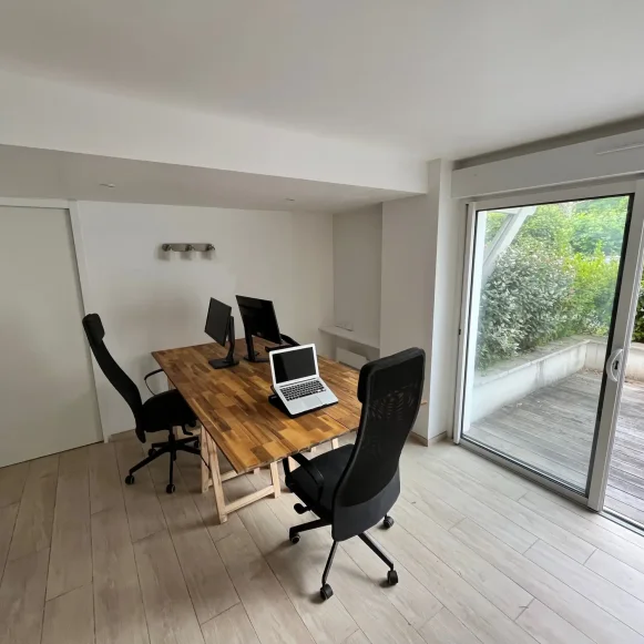 Bureau privé 42 m² 5 postes Location bureau Impasse Lahontine Biarritz 64200 - photo 1