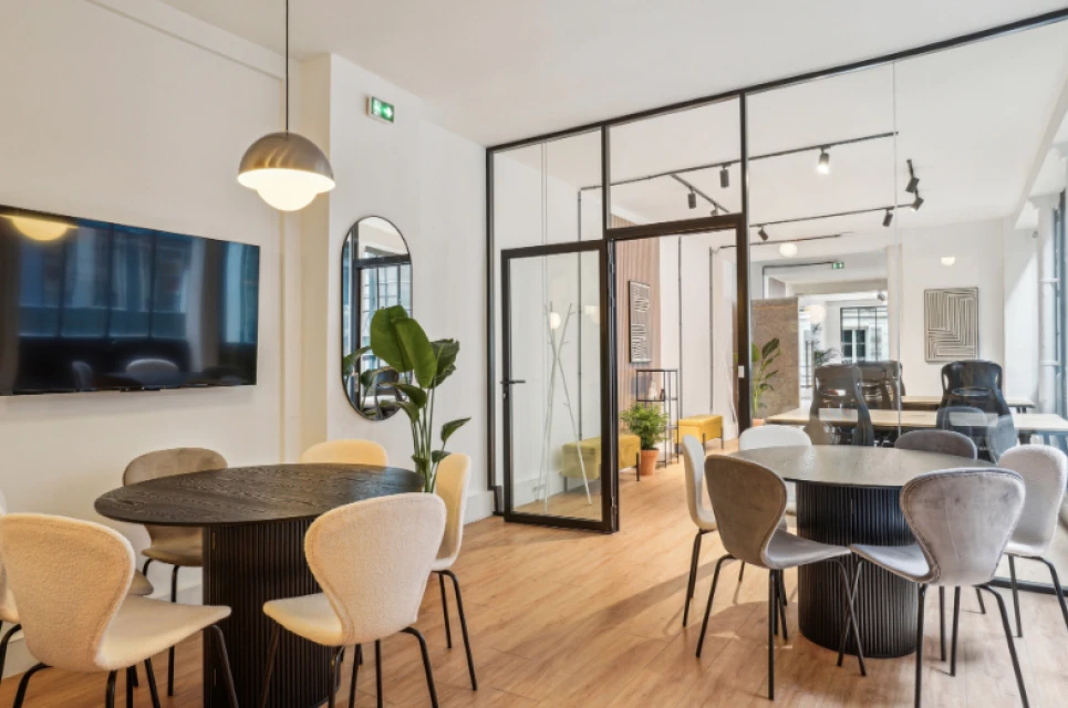 Les Écuries et l'Atelier Petite Écuries