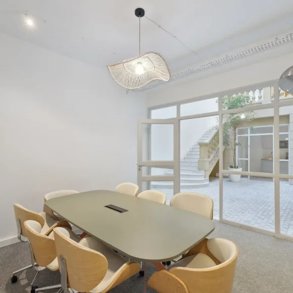 Espace indépendant 243 m² 36 postes Coworking Rue Louis Murat Paris 75008 - photo 1