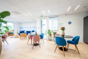 Bureau privé - 35170 - 4 postes - 982€