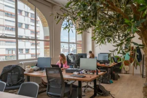 Open Space - 75011 - 8 postes - 500€