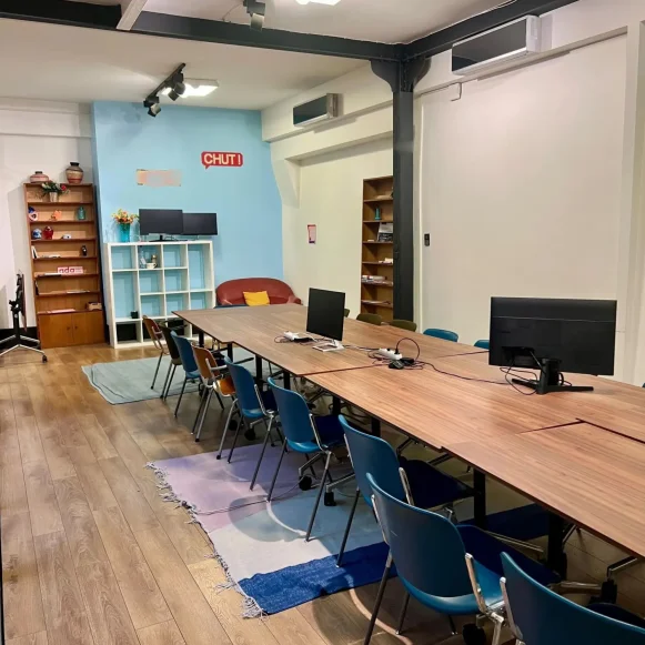 Bureau privé 200 m² 35 postes Coworking Rue du Faubourg Saint-Martin Paris 75010 - photo 7