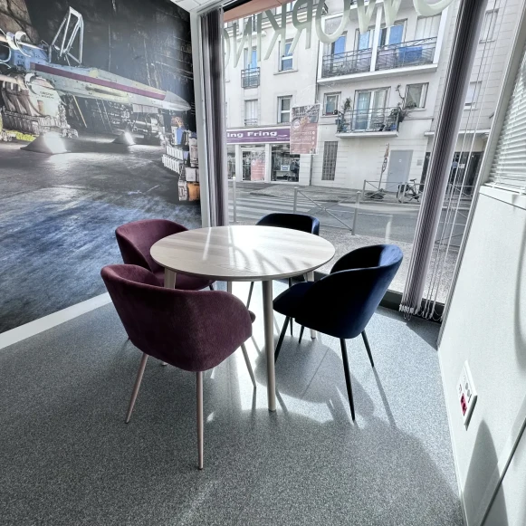 Bureau privé 9 m² 3 postes Coworking Rue André Pujol Pessac 33600 - photo 3