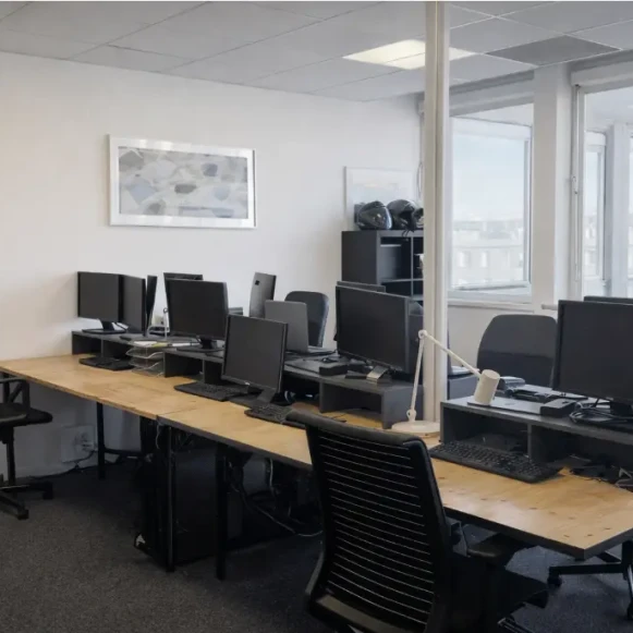 Open Space  10 postes Location bureau Boulevard Victor Hugo Clichy 92110 - photo 2