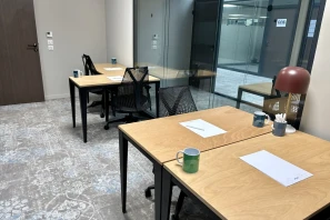 Bureau privé - 06000 - 4 postes - 1000€