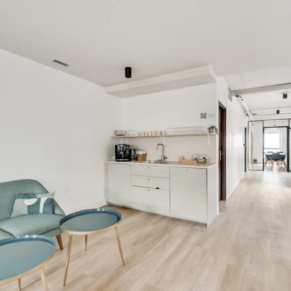 Espace indépendant 105 m² 21 postes Location bureau Rue du Sentier Paris 75002 - photo 2