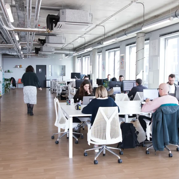 Bureau privé 30 m² 6 postes Location bureau Boulevard Jean Moulin Angers 49100 - photo 4