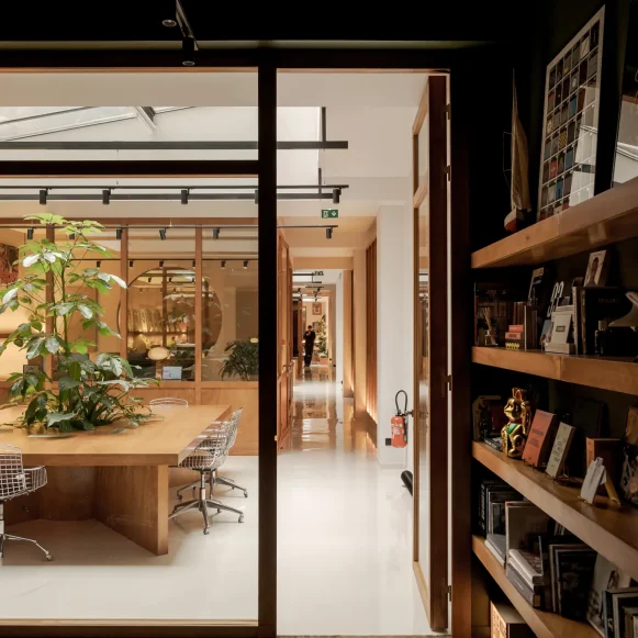 Espace indépendant 250 m² 30 postes Location bureau Rue Championnet Paris 75018 - photo 11