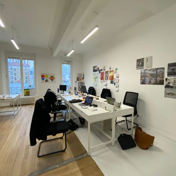 Open Space  5 postes Location bureau Rue du Soleil Paris 75020 - photo 6