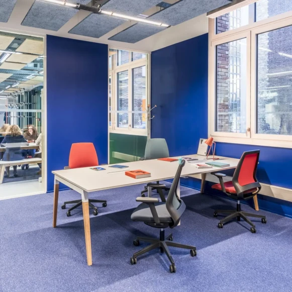 Bureau privé 25 m² 5 postes Location bureau Rue Marcadet Paris 75018 - photo 1