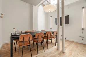 Espace indépendant - 75010 - 32 postes - 19000€