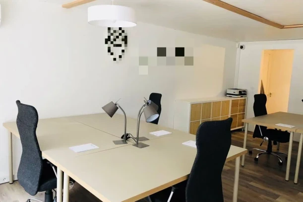 Open Space - 13510 - 2 postes - 209€