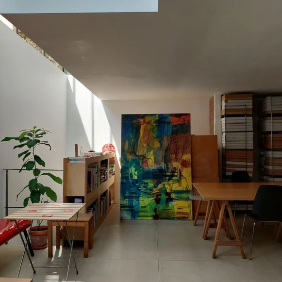 Open Space  2 postes Location bureau Rue des Poissonniers Paris 75018 - photo 1