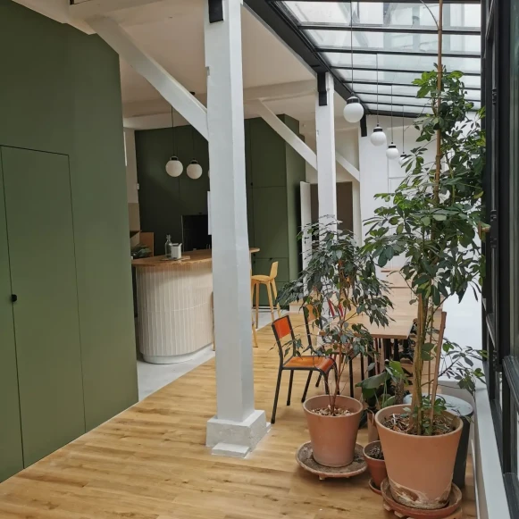 Bureau privé 30 m² 8 postes Location bureau Rue Julien Lacroix Paris 75020 - photo 3